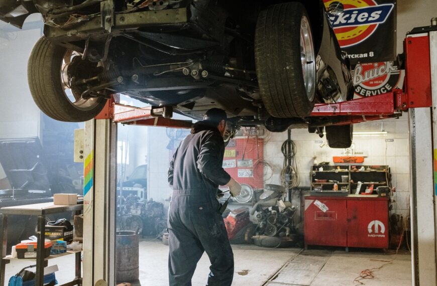 Jak sprawdzić, ile koni ma auto? Proste metody i narzędzia