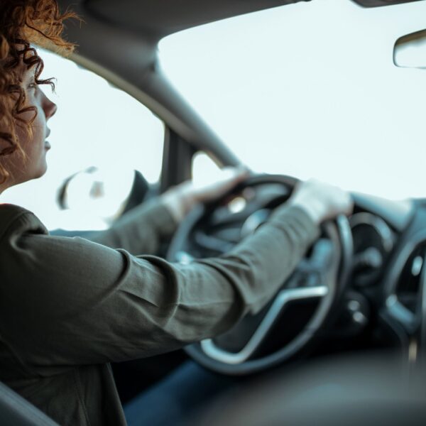 Jak zostać testerem samochodów? Kariera w branży motoryzacyjnej