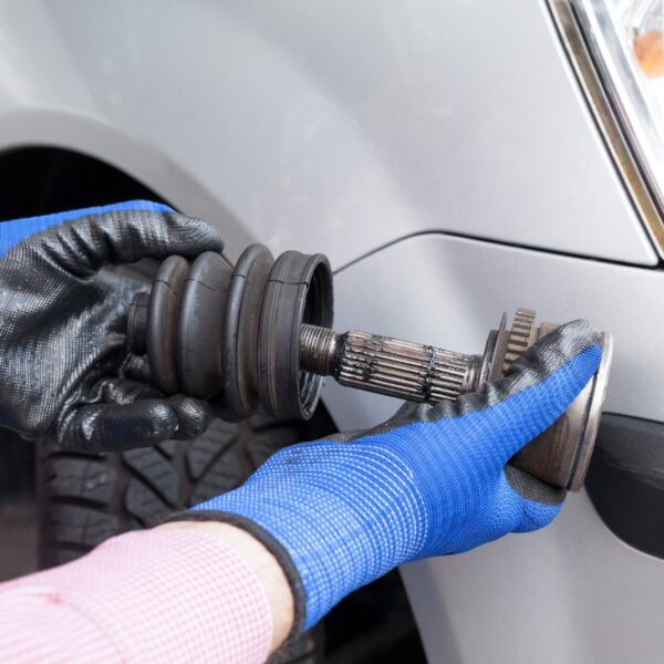 Odpowiedzialne złomowanie pojazdu: co zrobić ze starym samochodem, by nie szkodzić środowisku