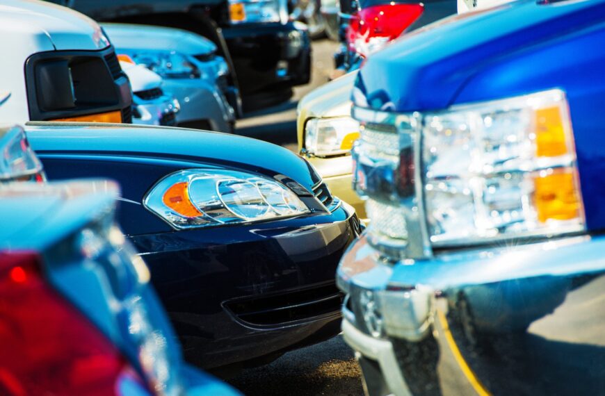 Techniki bezpiecznego parkowania w ciasnych przestrzeniach miejskich