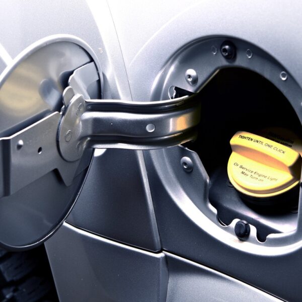 Ecodriving: jak zaoszczędzić paliwo i dbać o środowisko podczas codziennych podróży?